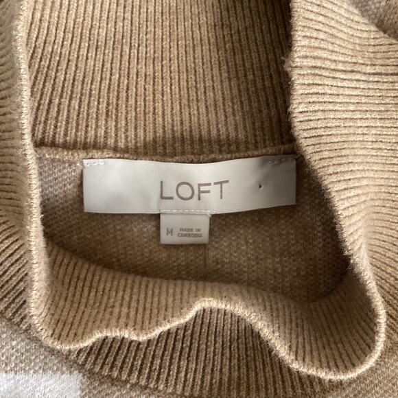LOFT Tan & White Checkered Pullover Sweater – Size Medium– Soft Knit - Picture 4 of 9